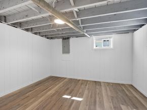 17 Hazel St, Fitchburg MA 01420