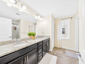 54 Cherry Ln 54, Hopkinton MA 01748