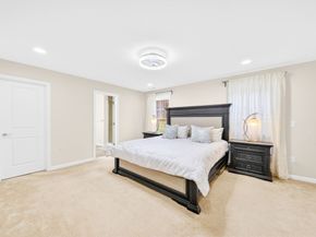 54 Cherry Ln 54, Hopkinton MA 01748