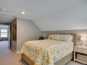 3 Paris Way, Woburn MA 01801