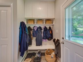 3 Paris Way, Woburn MA 01801