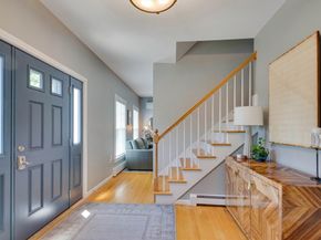 3 Paris Way, Woburn MA 01801