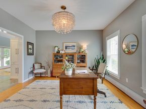 3 Paris Way, Woburn MA 01801
