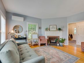 3 Paris Way, Woburn MA 01801