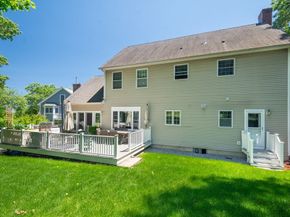 3 Paris Way, Woburn MA 01801