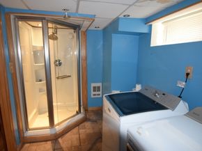 71 Rockefeller St, Randolph MA 02368