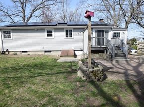71 Rockefeller St, Randolph MA 02368