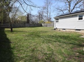 71 Rockefeller St, Randolph MA 02368