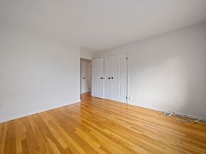 425 S Huntington Ave 8, Boston MA 02130
