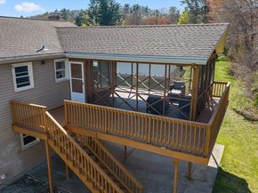 3 Lark Dr, Hudson MA 01749