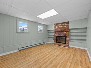 3 Lark Dr, Hudson MA 01749
