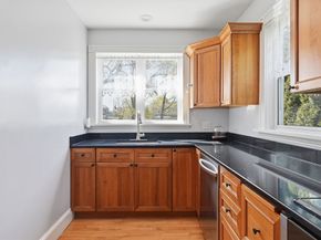 20 Pleasant St, Saugus MA 01906