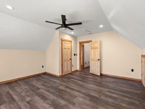 8 Barrett Rd, North Brookfield MA 01535