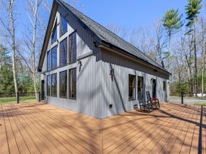 8 Barrett Rd, North Brookfield MA 01535