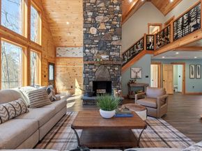8 Barrett Rd, North Brookfield MA 01535