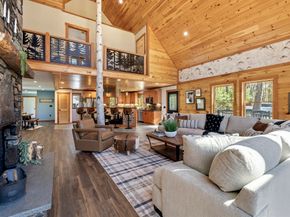 8 Barrett Rd, North Brookfield MA 01535
