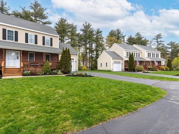 4 Justines Way 4, Middleboro MA 02346