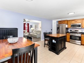 4 Justines Way 4, Middleboro MA 02346