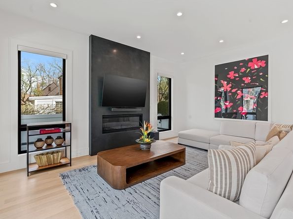 9 Whittlesley Road, Newton MA 02459