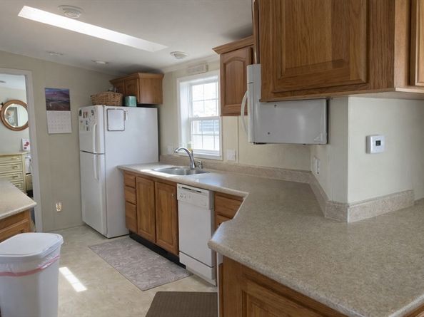 3 Nob Hill Road, Weymouth MA 02189