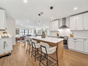 20 Audubon Way 102, Canton MA 02021