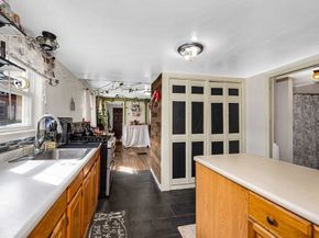 71 Snow St, Fitchburg MA 01420