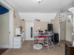 71 Snow St, Fitchburg MA 01420