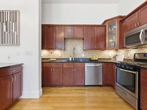 87 Franklin St 105, Quincy MA 02169
