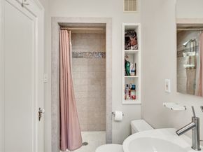 321 Tappan St 3, Brookline MA 02445