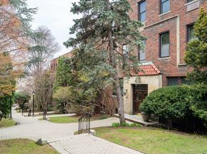 321 Tappan St 3, Brookline MA 02445