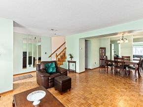 127 Greenbrook Dr 127, Stoughton MA 02072