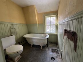 152 Acorn St, Marshfield MA 02050