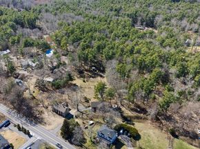 152 Acorn St, Marshfield MA 02050