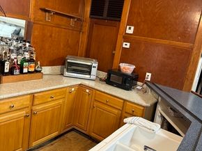 84 Hammond Street, Bridgewater MA 02324