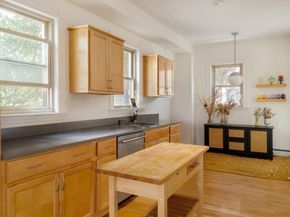 21 Stone Ave 21, Somerville MA 02143