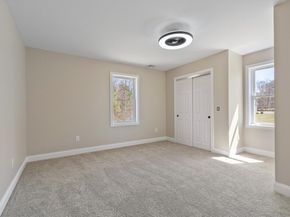 497 Ridge Rd, Athol MA 01331