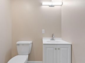 497 Ridge Rd, Athol MA 01331