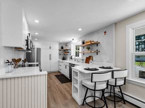 48 Bradford Rd, Natick MA 01760