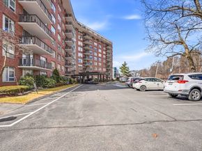 280 Boylston St 308, Newton MA 02467