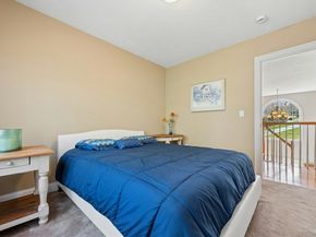 320 Lincoln Circle, Northbridge MA 01534
