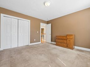 320 Lincoln Circle, Northbridge MA 01534