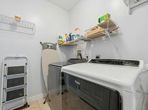 320 Lincoln Circle, Northbridge MA 01534