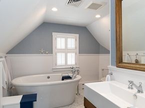 7 Atlantic Ave, Rockport MA 01966