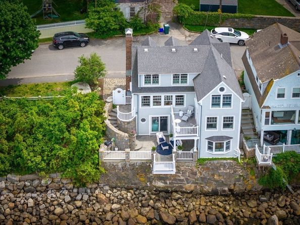 7 Atlantic Ave, Rockport MA 01966