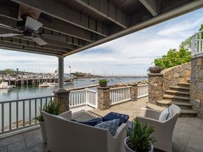 7 Atlantic Ave, Rockport MA 01966