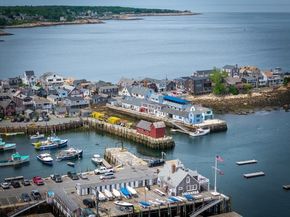 7 Atlantic Ave, Rockport MA 01966