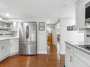 303 Lakeshore Dr, Marlborough MA 01752