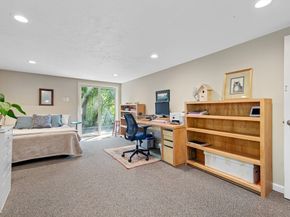 303 Lakeshore Dr, Marlborough MA 01752