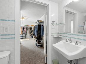 303 Lakeshore Dr, Marlborough MA 01752