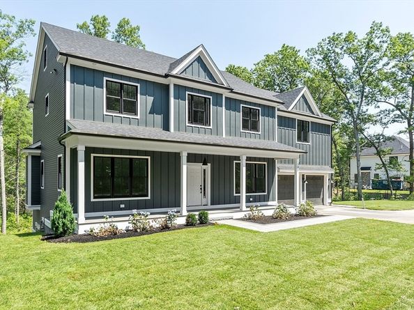 786 Main St, Hudson MA 01749